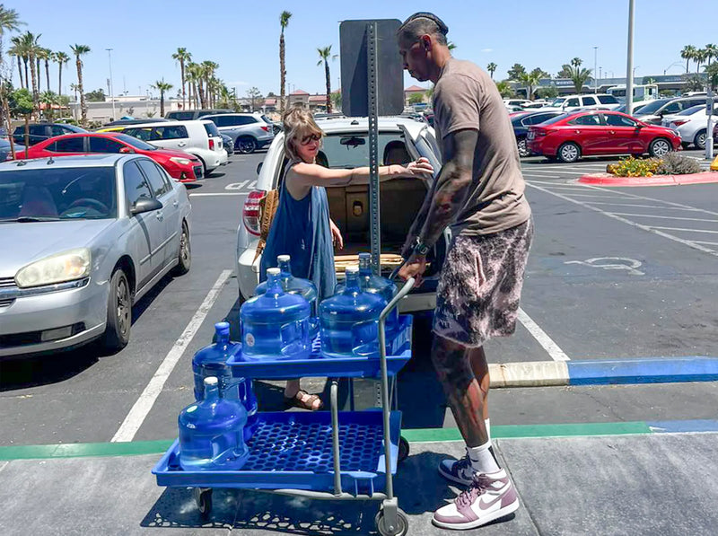 Why Glass Matters: The Hidden Dangers of Plastic Water Bottles